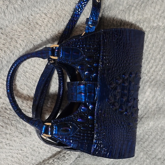Brahmin Adrian Crossbody - Picture 3 of 4